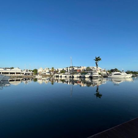 Apartamento T2 Calme Et Lumineux Au Coeur De Pointe-A-Pitre Exterior foto